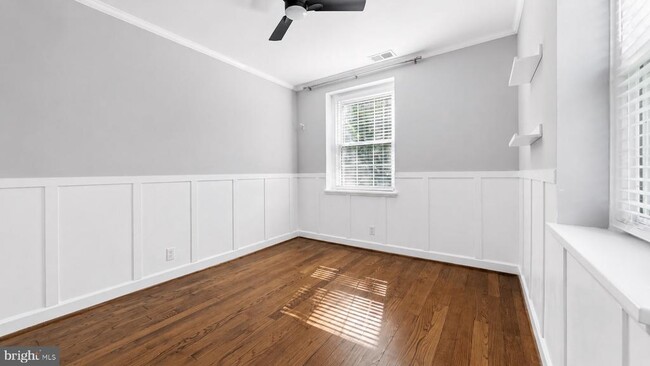 Building Photo - 4814 30th St S