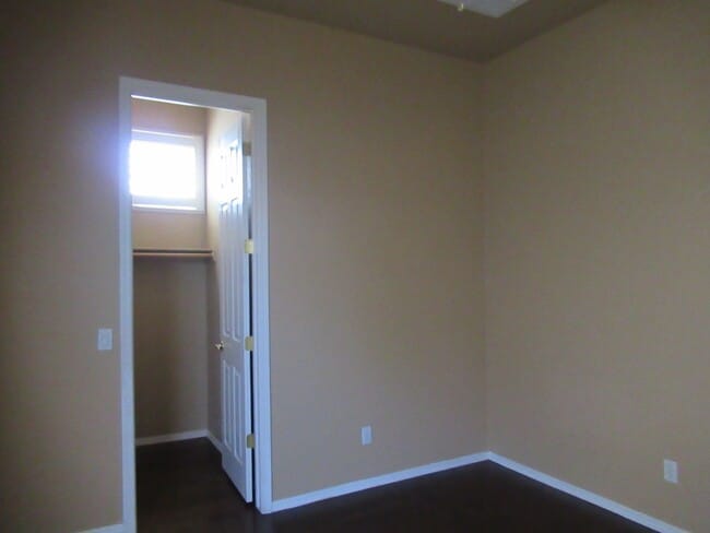 Building Photo - 4 Bedroom Home in Gilbert