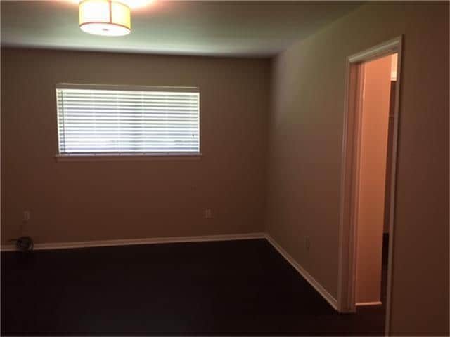 Building Photo - 204 Skyview Terrace