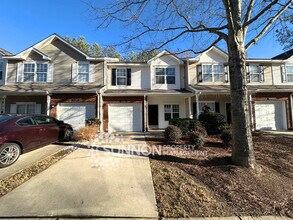 Building Photo - Updated 2 Bedroom Ballantyne Townhome