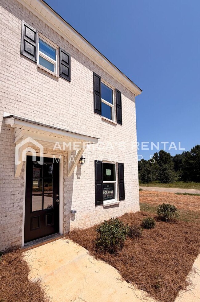 Building Photo - 115 Park Dr S