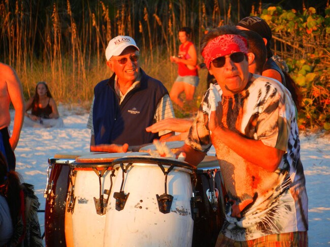 Building Photo - 428 Park Ln Dr