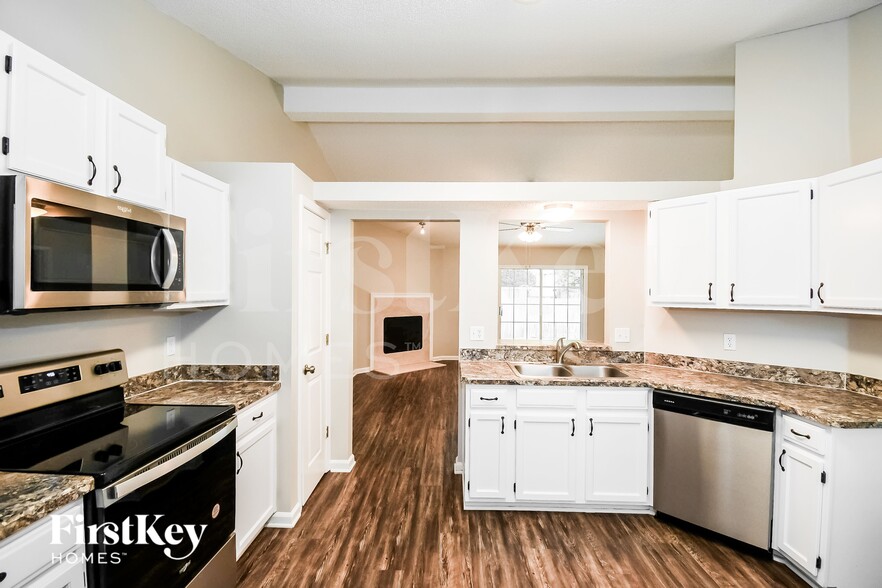 Building Photo - 4502 Arch Creek Dr