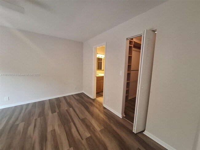 Building Photo - 22280 Timberly Dr