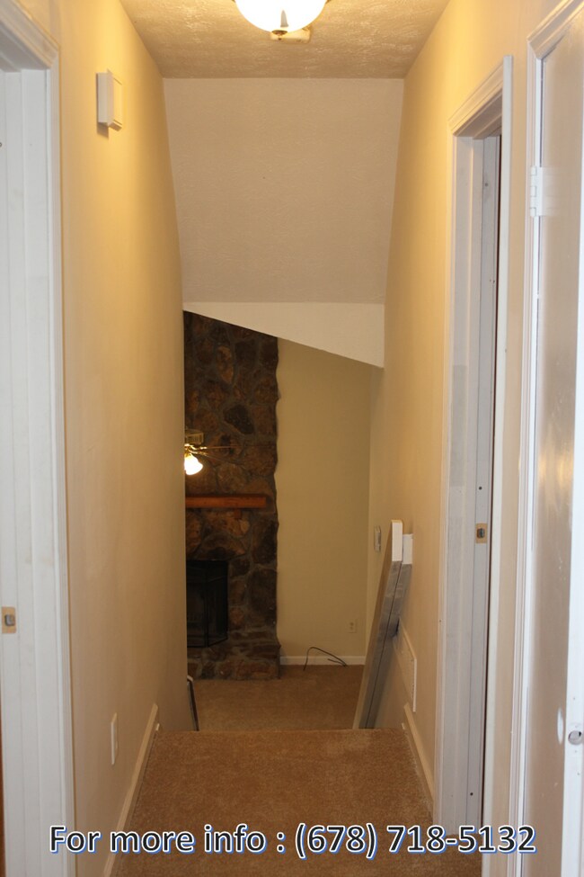 Building Photo - 1410 Ashbrook Dr NW