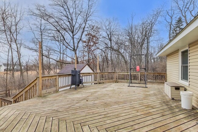 Building Photo - 1127 Timber Trails Rd