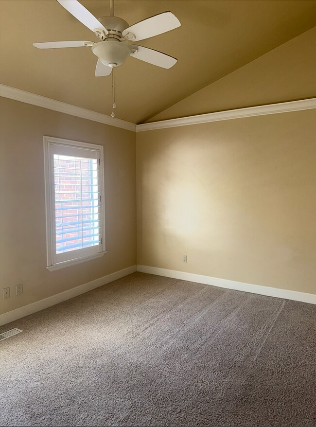 Building Photo - Ivy Lane Townhome | Provo