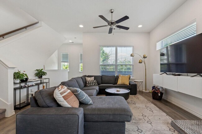 Building Photo - 2830 Addison Park Ln