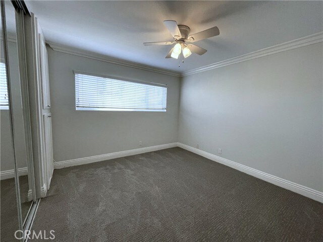 Building Photo - 1401 E 3rd St