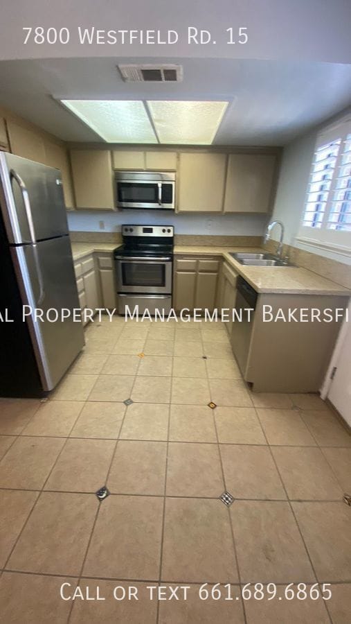 Building Photo - 7800 Westfield Rd