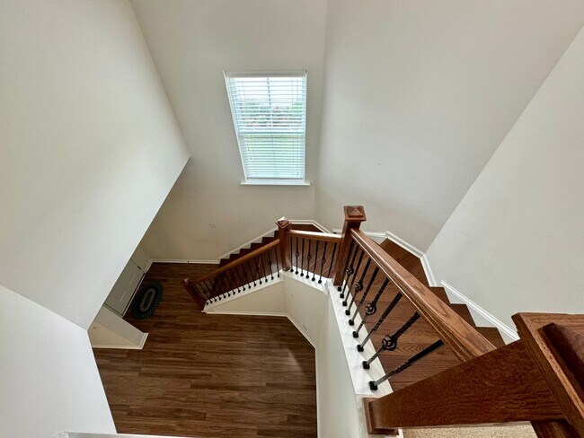 Building Photo - Nice Ladson 3 Bedroom!