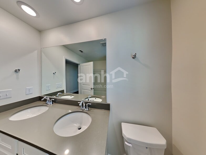 Building Photo - 3620 Isabella Ct