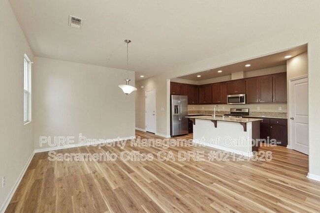 Building Photo - 5500 Amnest Way