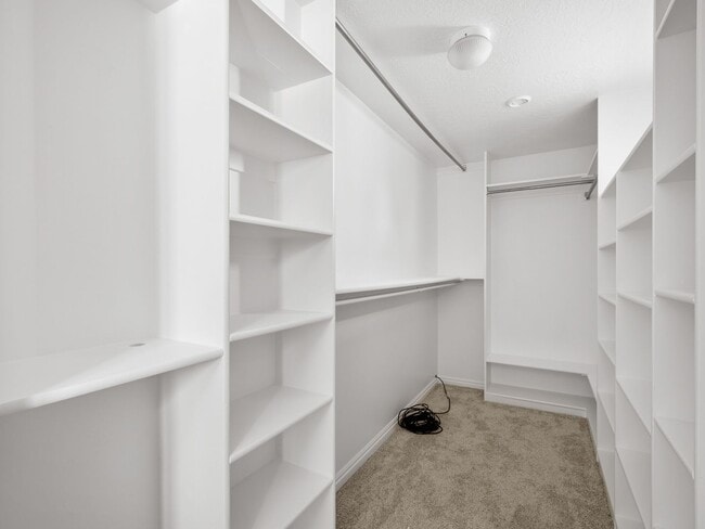 Building Photo - Beautiful home for rent!