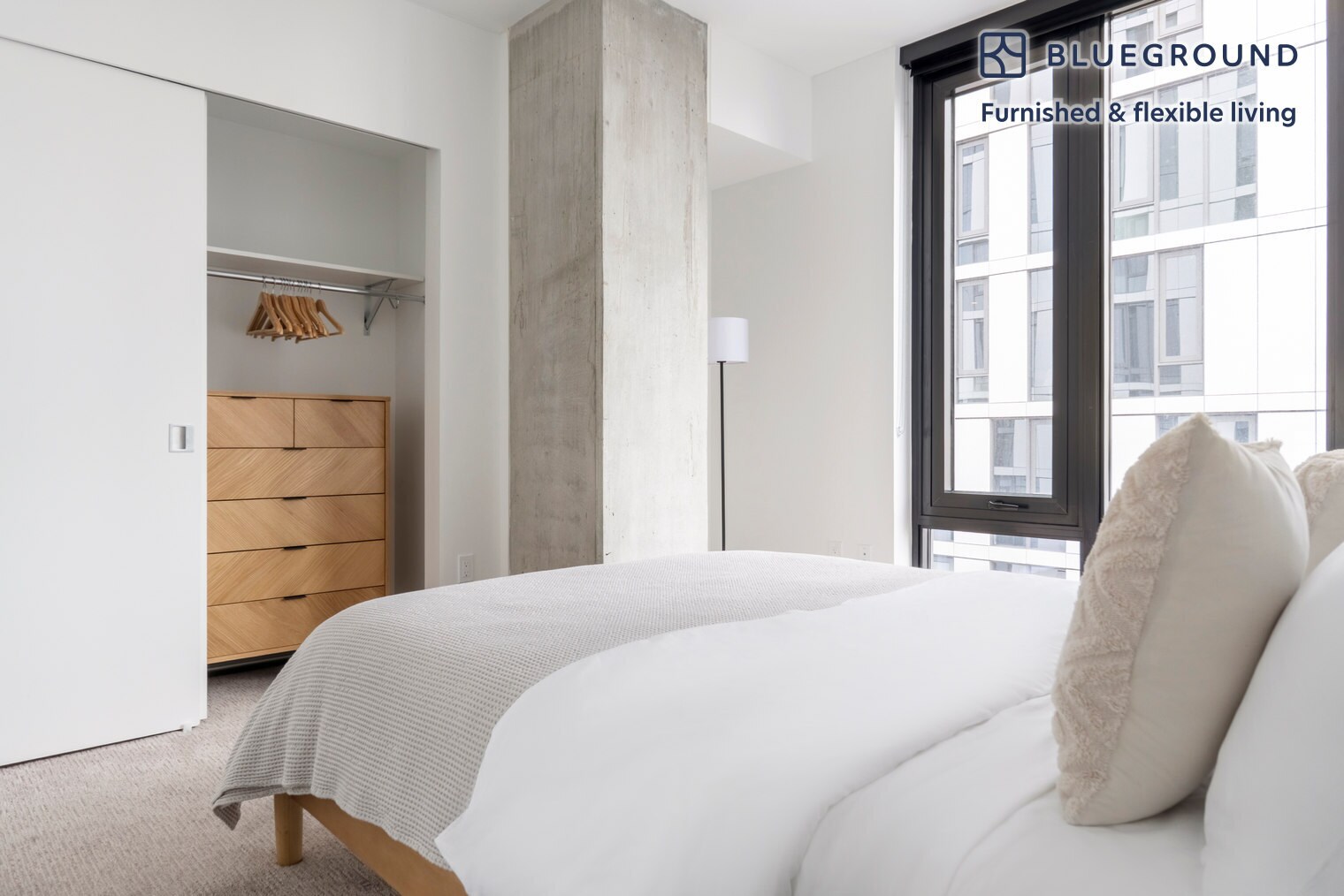 Building Photo - 704 Spring St