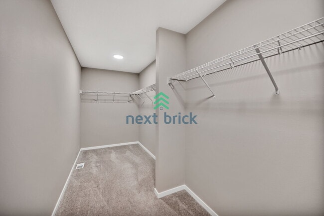 Building Photo - Stunning 4-Bed, 2.75-Bath Single-Family Home Ready for Rent!