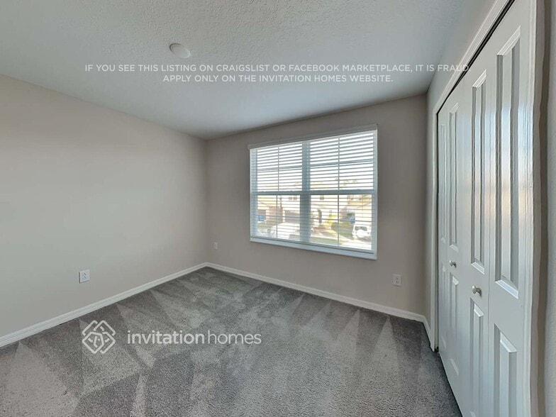 Building Photo - 2393 Jungle Dr