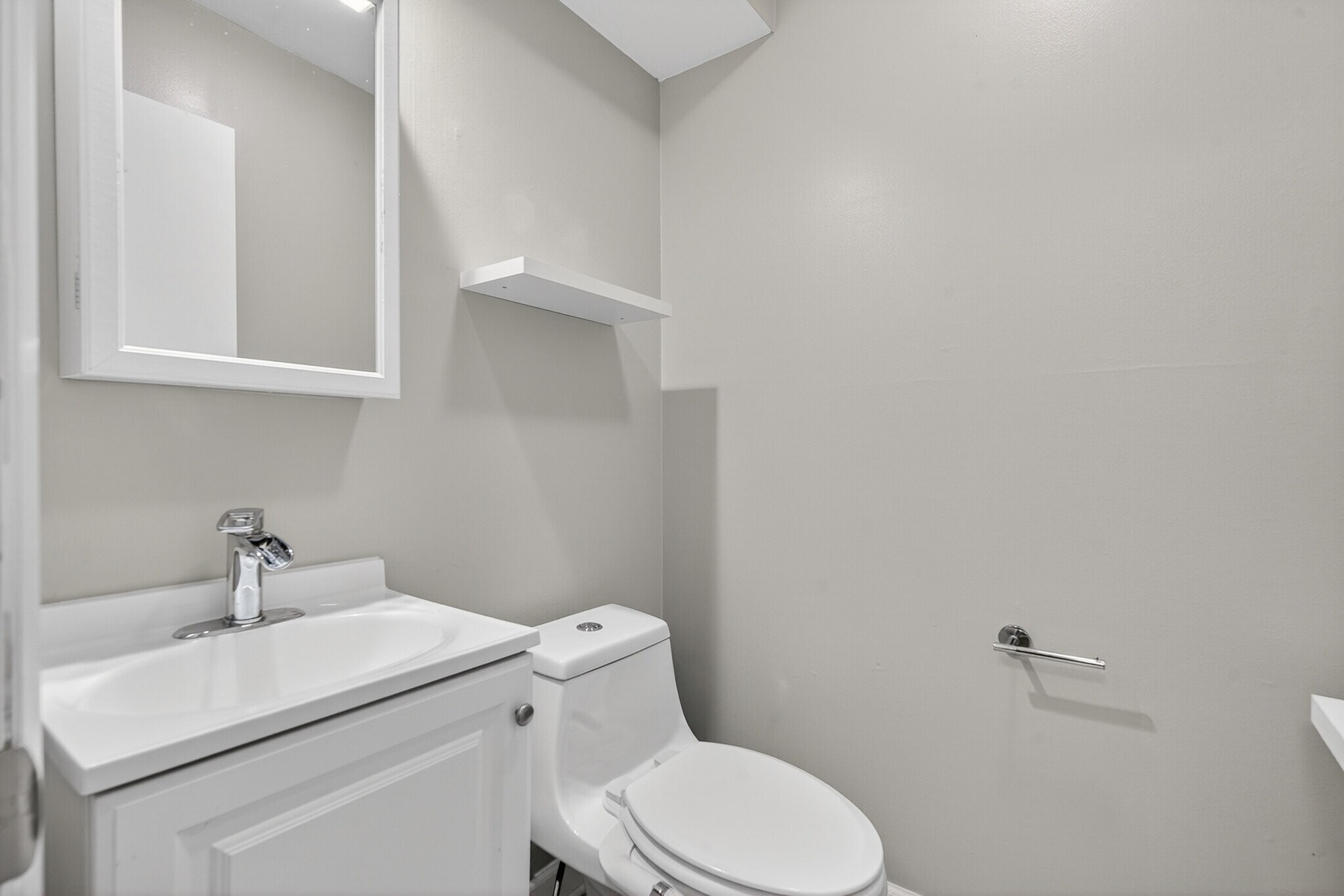 Building Photo - 1391 Sherwood Ct