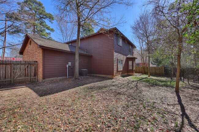 Building Photo - 1815 Tickner St