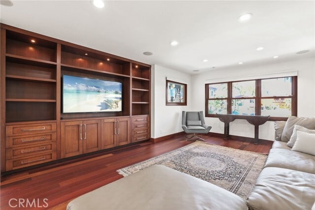 Building Photo - 2907 Cliff Dr