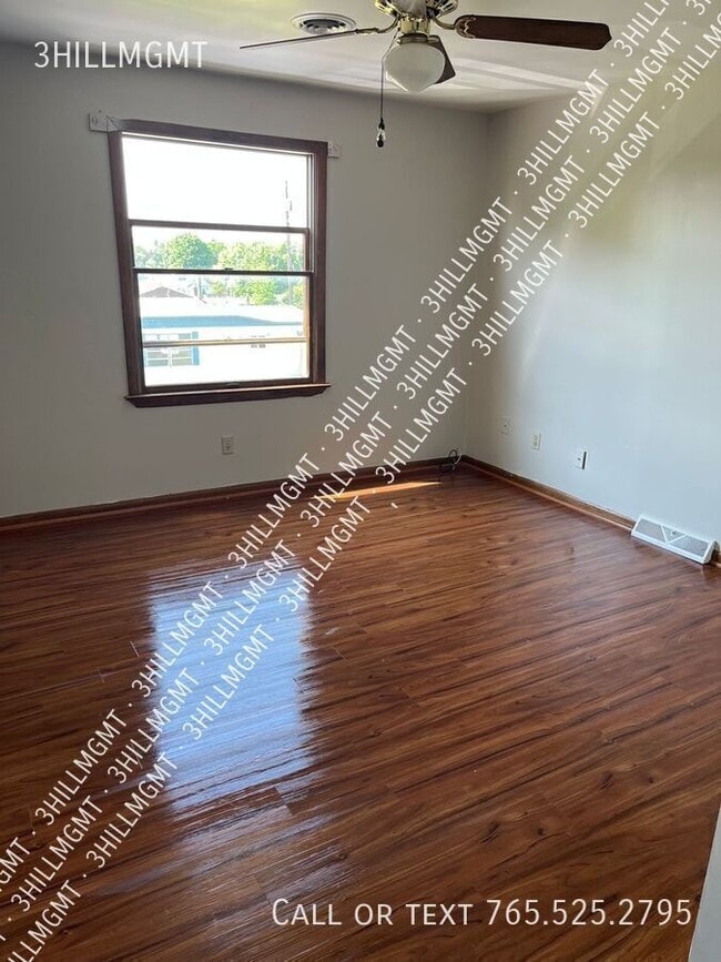 Building Photo - 921 Russellton Rd