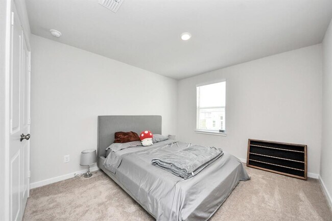 Building Photo - 21638 Laggan Clf Ln
