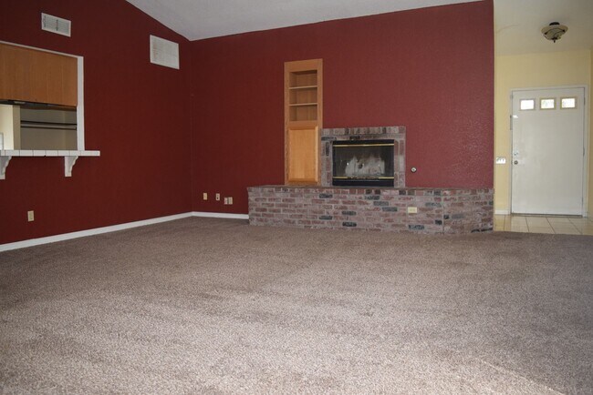 Building Photo - 1317 Rice Ln