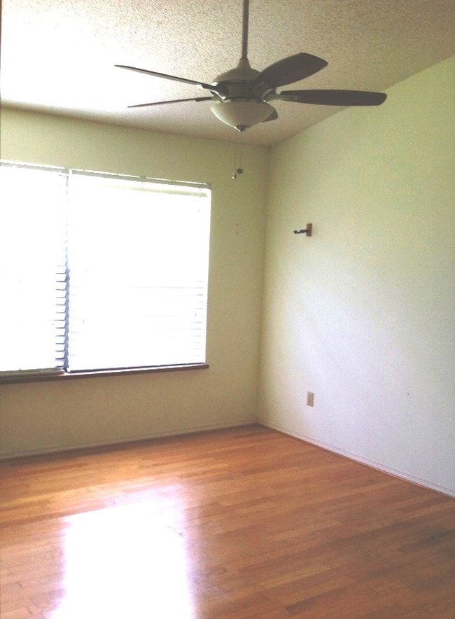 Rear Master Suite with attached bath - 5100 Burchette Rd