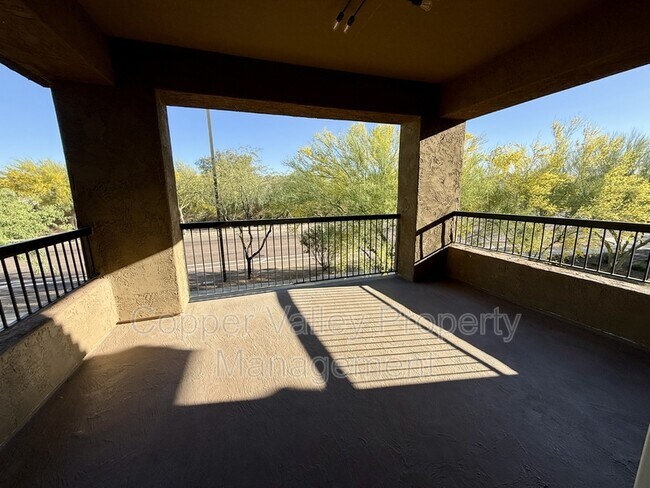 Building Photo - 2425 W Bronco Butte Trl