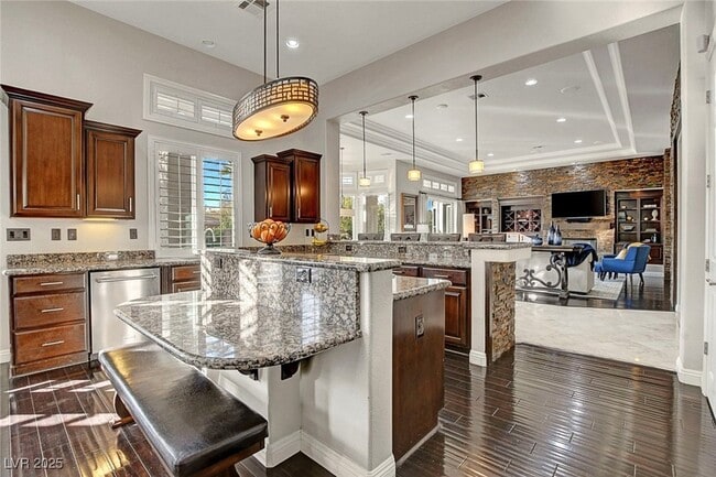 Building Photo - 1704 Choice Hills Dr