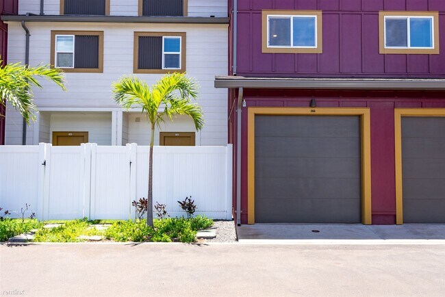 Building Photo - 3 br, 3.5 bath Townhome - 91-3575 Iwikuamo...