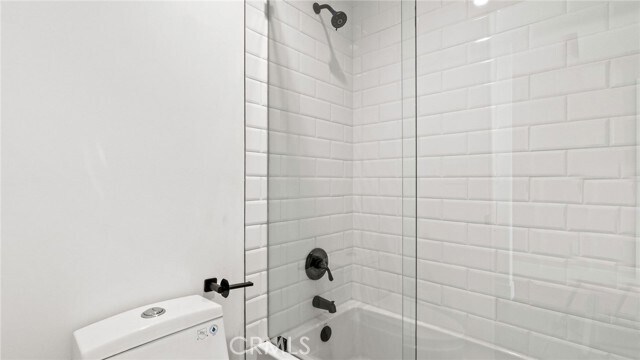 Building Photo - 420 S Hill St