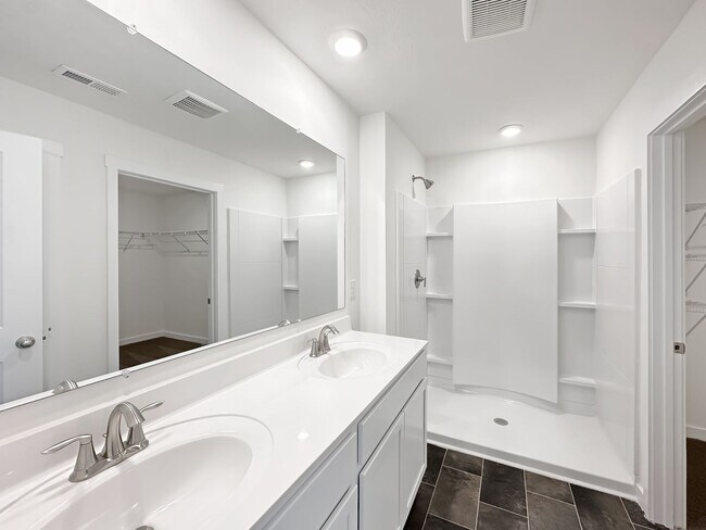 Building Photo - Welcome home to the Cabral at Belhaven in Corryton!