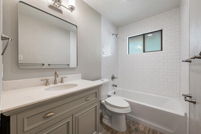 Building Photo - 7501 Whistlestop Dr