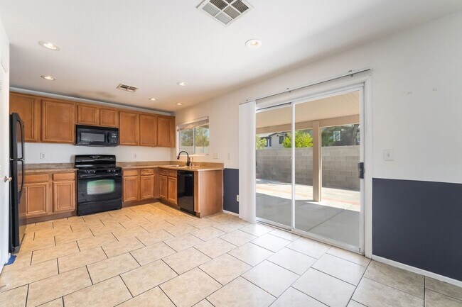 Building Photo - Charming Single-Story Home in Silverado Pines!