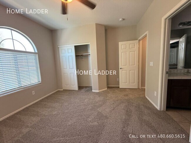 Building Photo - 4703 S 99th Dr