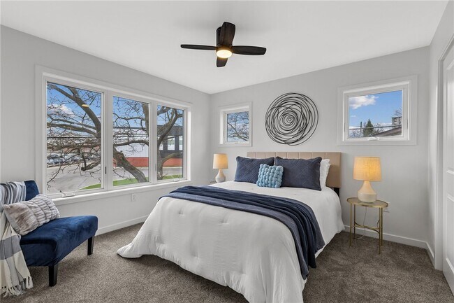 Building Photo - 169 S Union St