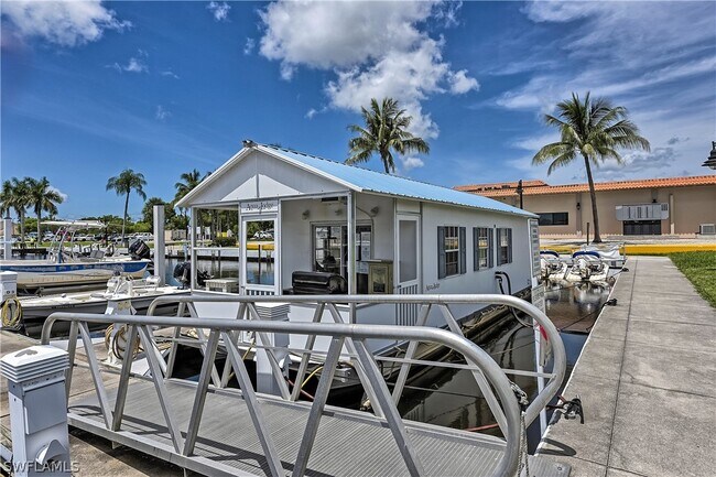 Building Photo - 333 Sunrise Cay