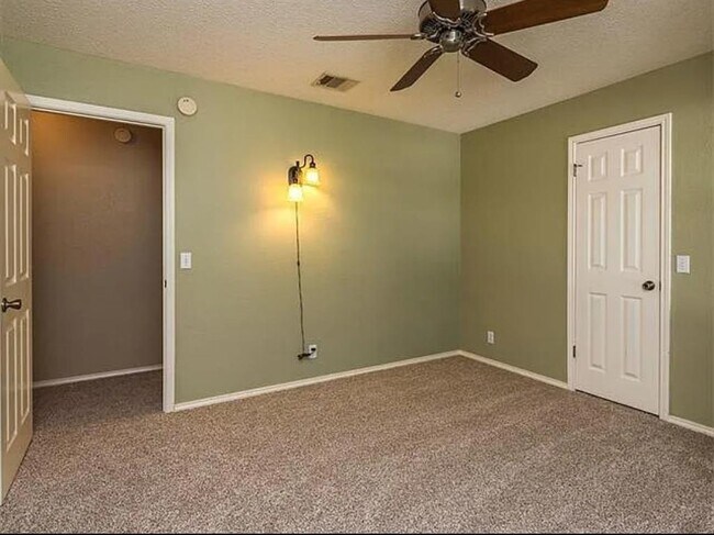 Building Photo - 16303 Ascent Cove