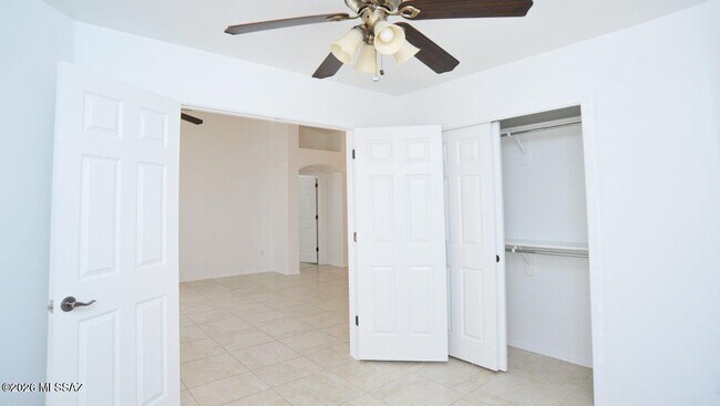 Building Photo - 5493 W Silent Dove Way