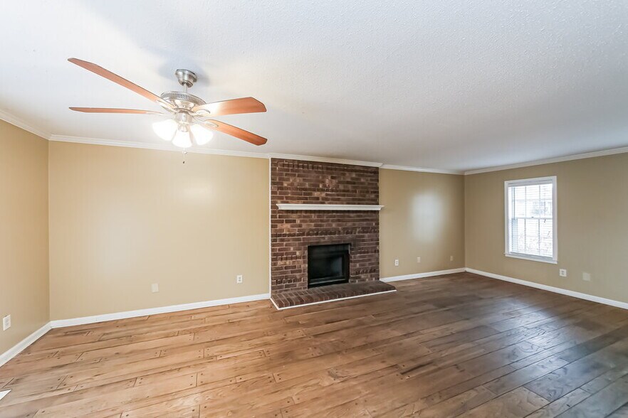 Building Photo - 952 Grouse Meadow Dr