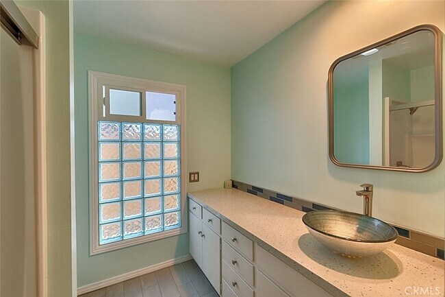 Building Photo - 3932 S Finisterre Dr