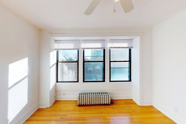 Floorplan - 5457-5459 S. Blackstone Avenue