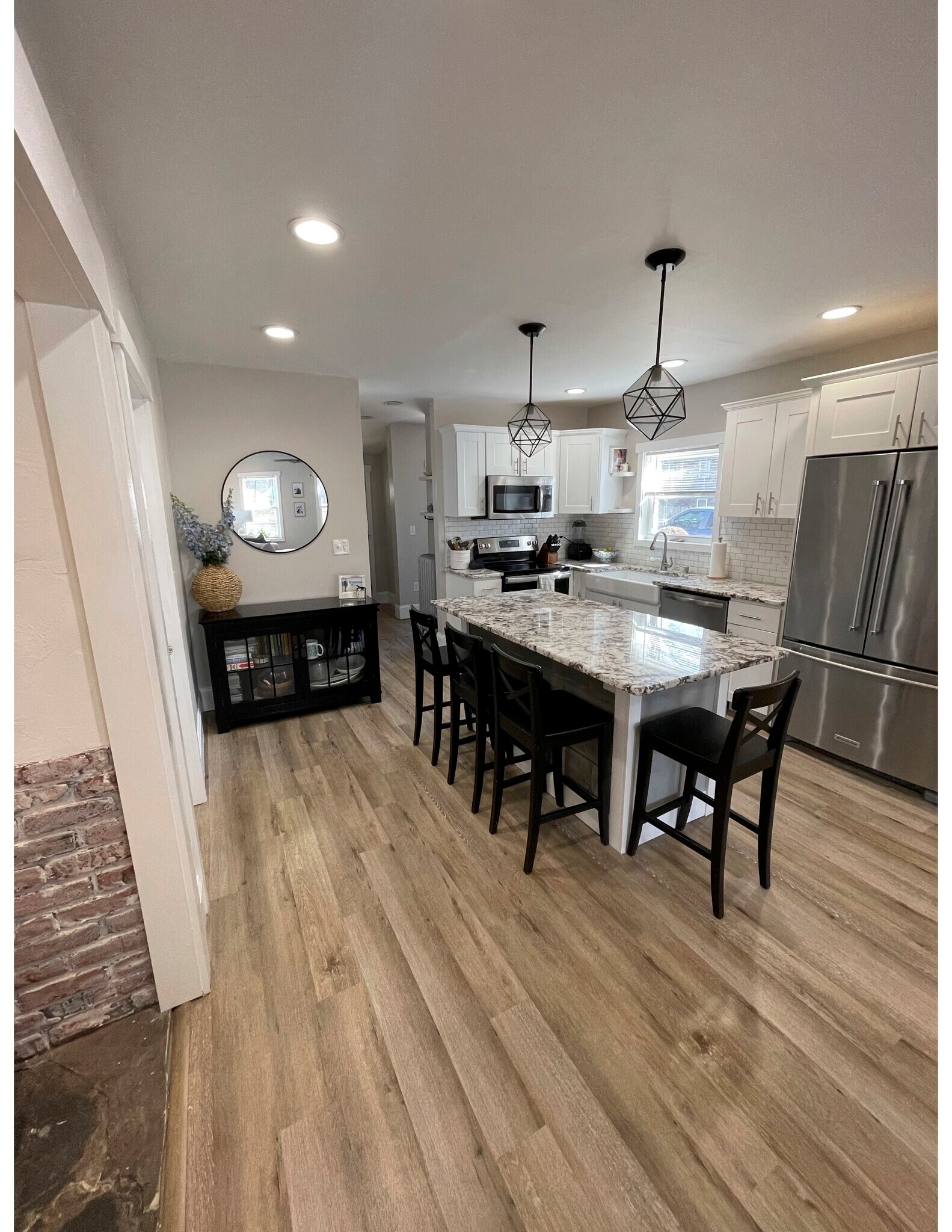 Building Photo - 709 Liberty St