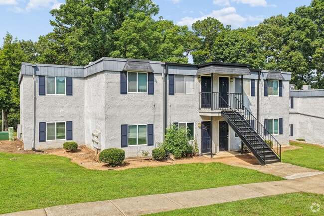 Building Photo - Somerset Apartments