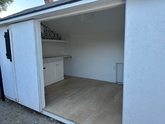 Building Photo - 52801 Avenida Alvarado