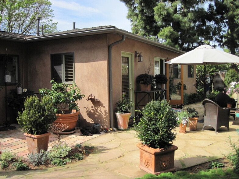 Building Photo - 1129 Church Lane