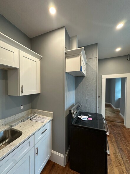 Building Photo - 9 West St