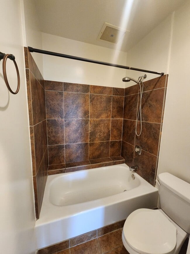 Building Photo - 2313 Lilipuna Condo #A203