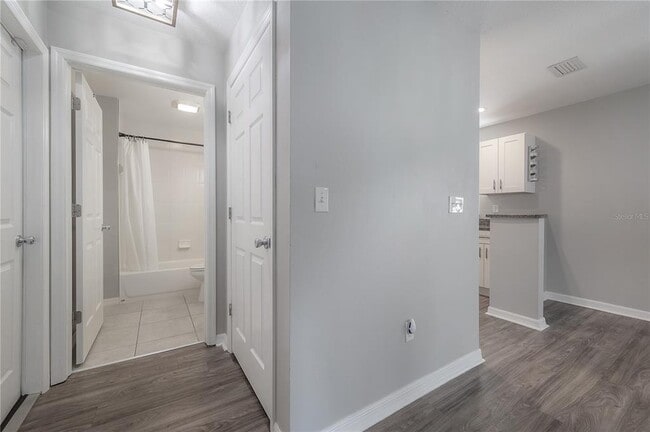 Building Photo - 595 Shady Grove Dr